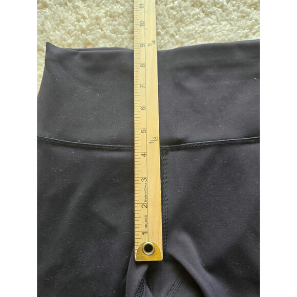 Lululemon Pink Crop Tank Top And Black Leggings Size 4 - Picture 14 of 16